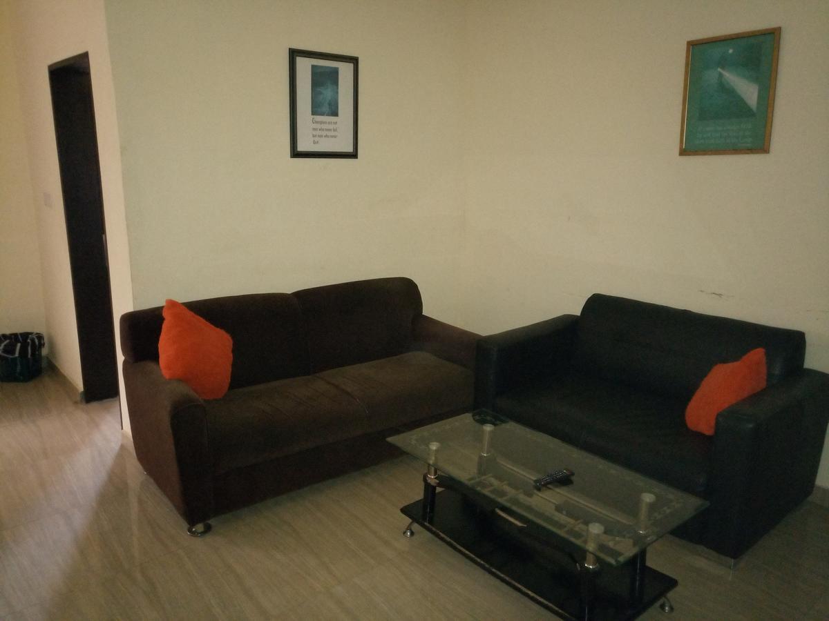 Hotel Benizia Asaba Εξωτερικό φωτογραφία