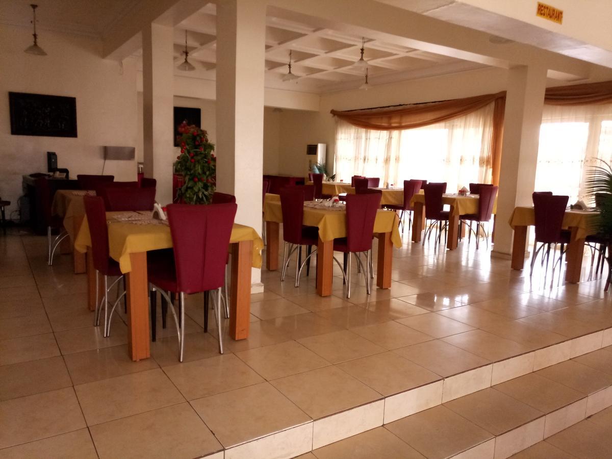 Hotel Benizia Asaba Εξωτερικό φωτογραφία